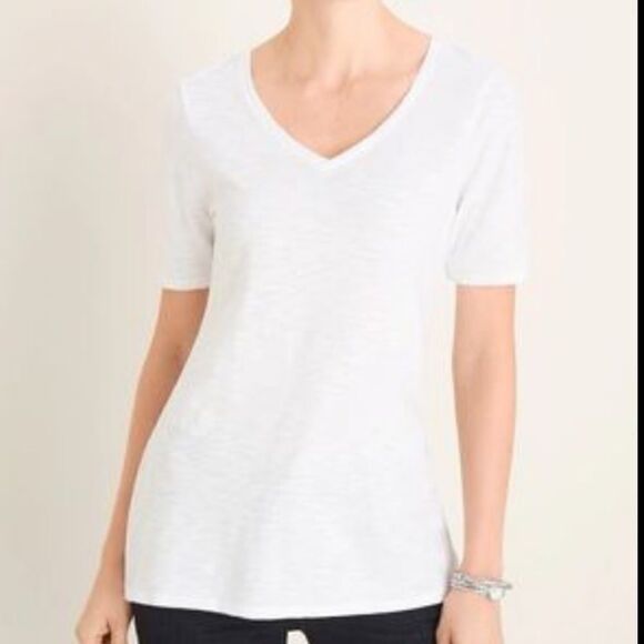 Chico’s Ultimate cotton V-neck tee in white size large - Picture 1 of 6